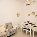 Mangrove Bliss Cozy 2Br Apartment In Al Reem